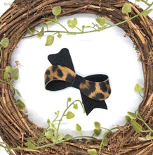 Load image into Gallery viewer, Black Shimmer Leopard Infinity Bow