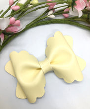 Load image into Gallery viewer, Pastel Yellow Buttercup Bow